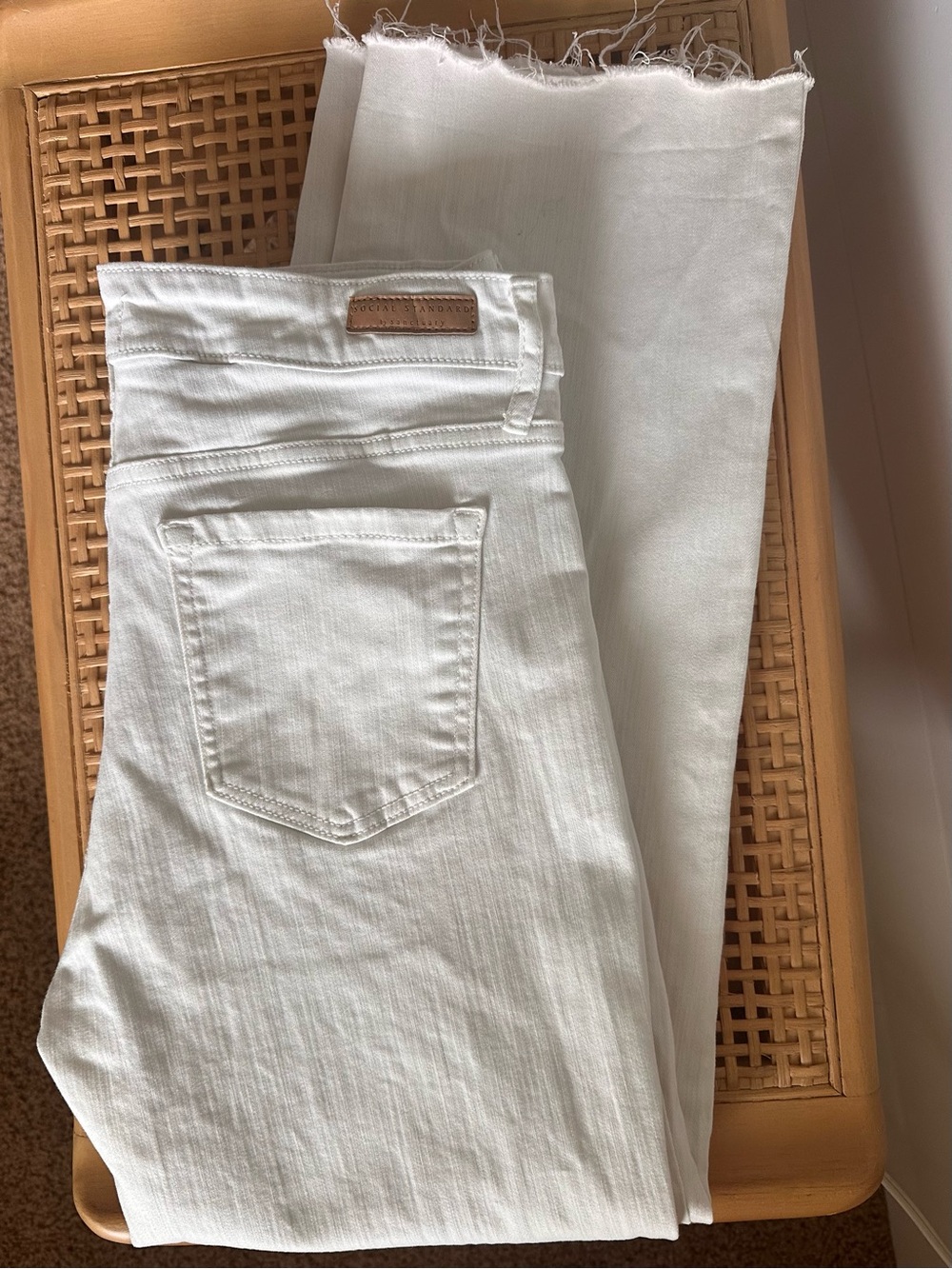 Social Standard by Sanctuary Off-White Denim Jeans